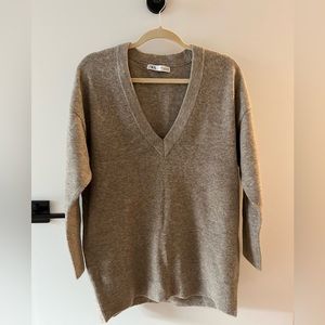 Zara - Beige sweater dress / oversized sweater